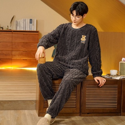 长毛绒睡衣男冬季加厚加绒卡通男士圆领套头家居服冬天男款套装