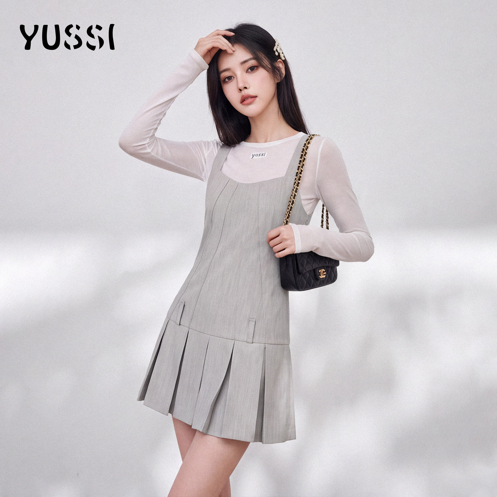 YUSSI风琴百褶 方领吊带背心连衣裙女秋季外搭叠穿收腰短款裙子图片