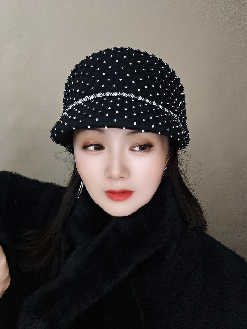 原创高档手缝钻网小礼帽女士时尚圆顶显脸小鸭舌帽洋气羊毛马术帽