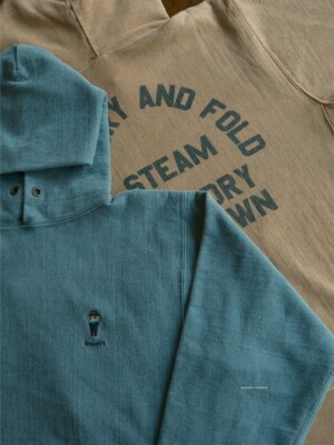 水洗做旧BRANS带帽卫衣