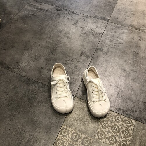 新款韩版真皮厚底百搭小白鞋女