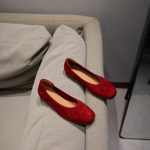 百搭舒适磨砂真皮方头平底鞋单鞋