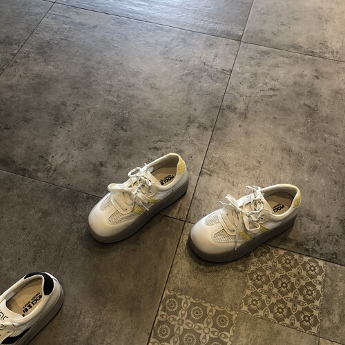舒适百搭真皮网布拼接系带休闲鞋
