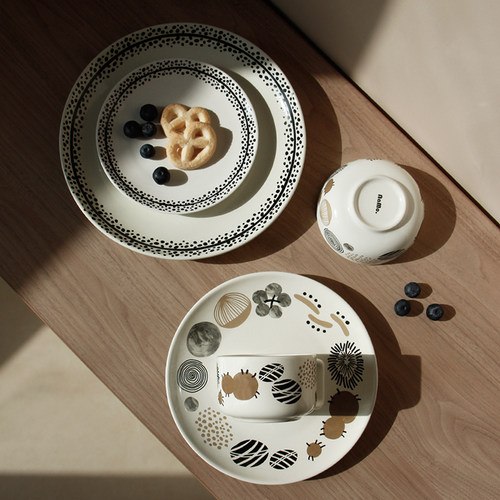 纳茉家用陶瓷餐具碗盘马克杯套装