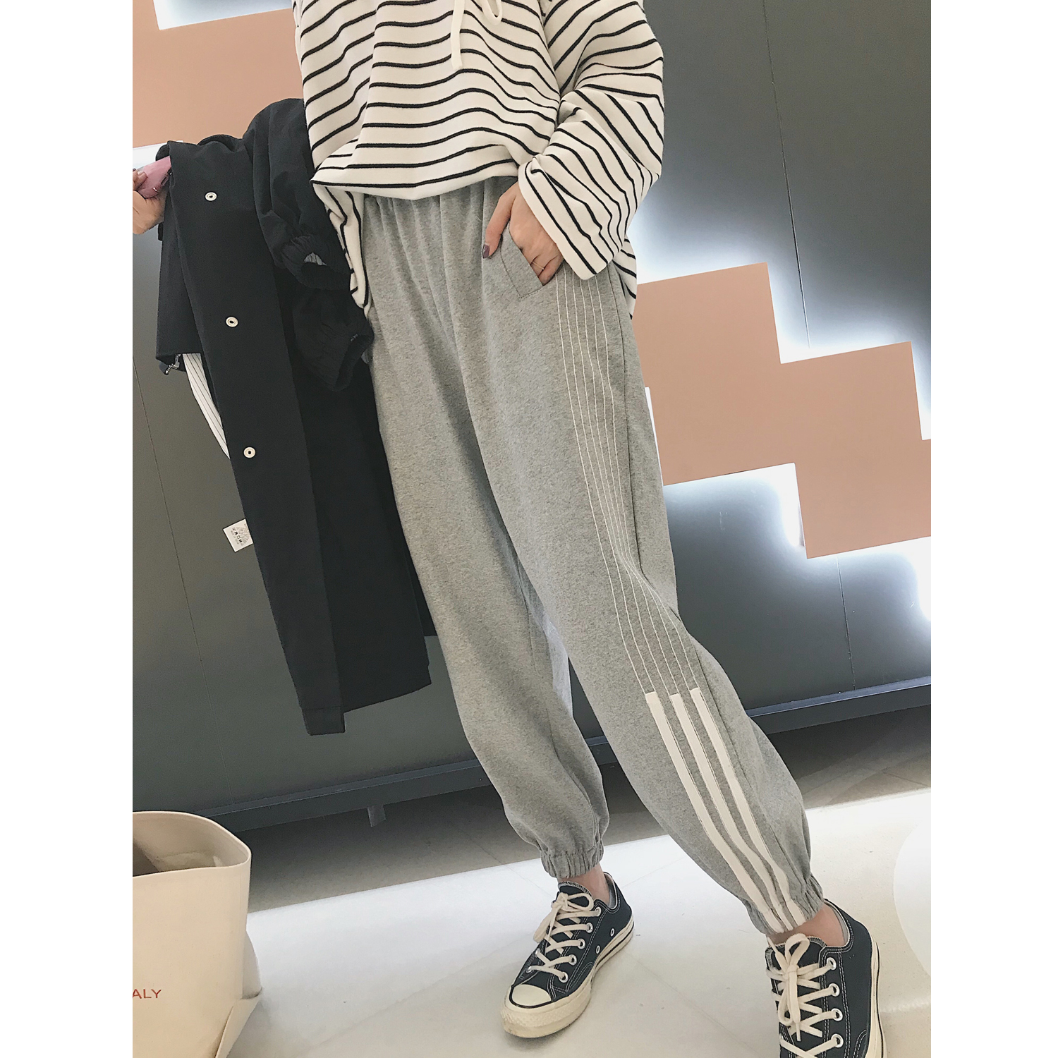 MINI XIN 2018Ç^пîÔ˶¯¿ãŮѧÉúº«°æ¿íËÉÏÔÊÝË§Æø½ÖÅij¤¿ã