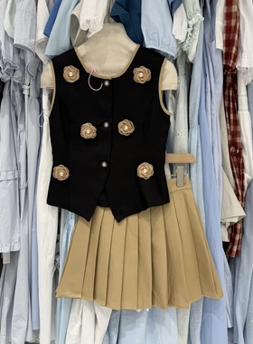 高级感套装女立体花朵小香无袖上衣＋显瘦百褶A字短裙两件套69108