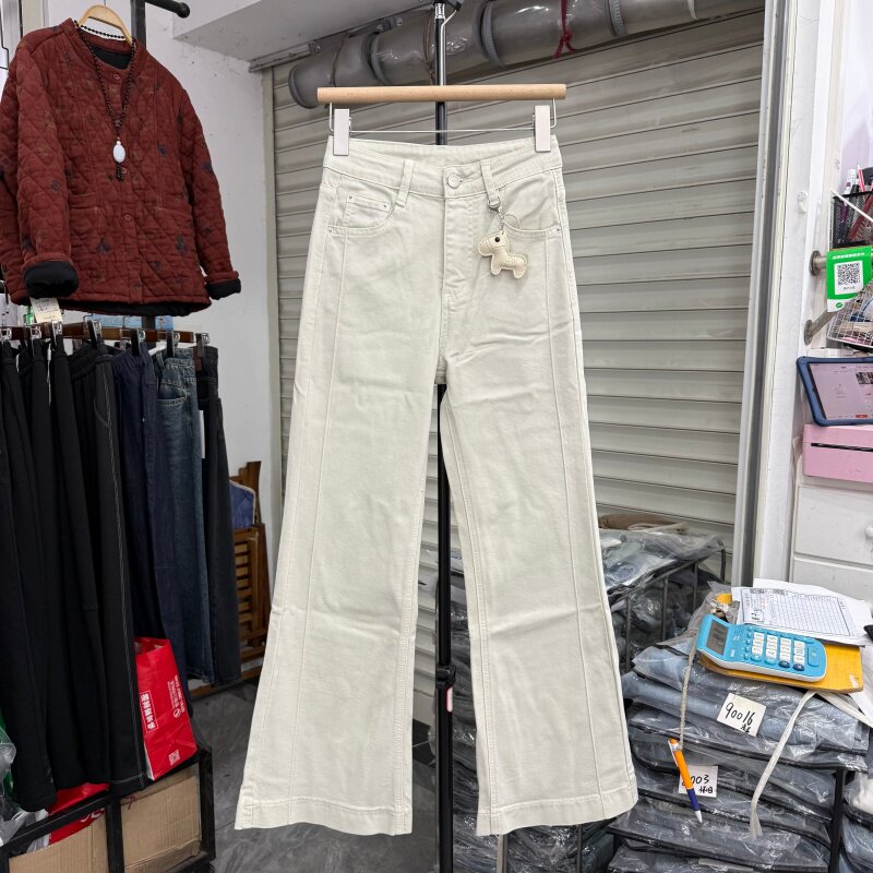 小个子弹力紧身微喇牛仔裤女2026新款高腰显瘦百搭浅色喇叭裤8131