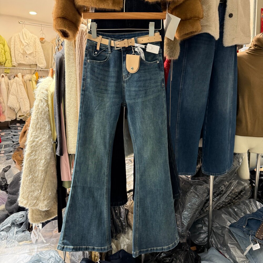 小个子修身显瘦微喇牛仔裤女2026春季新款高腰弹力百搭喇叭裤8200