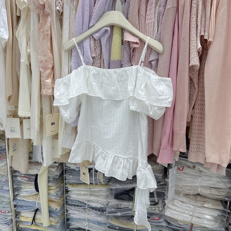 法式气质荷叶边一字领露肩泡泡短袖衬衫女韩系收腰显瘦上衣夏9158