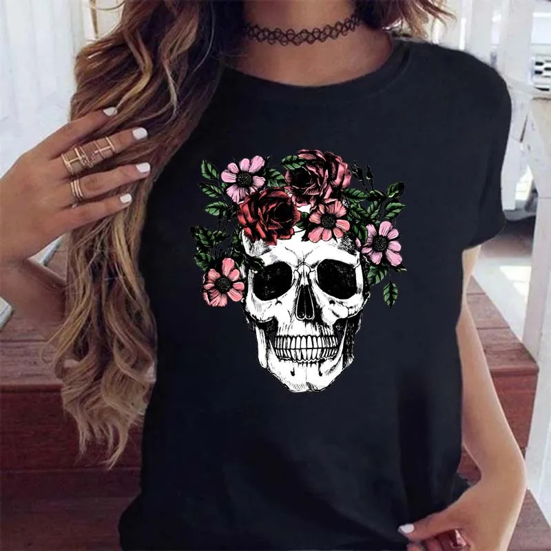 Skull T shirt 新款欧美风骷髅花朵印花女士休闲大码T恤百搭上衣