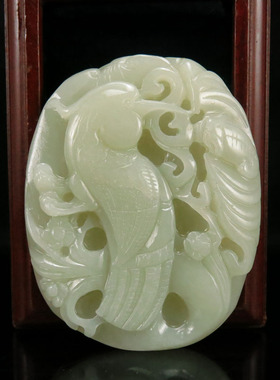 精工雕刻把件新疆和田玉送证书