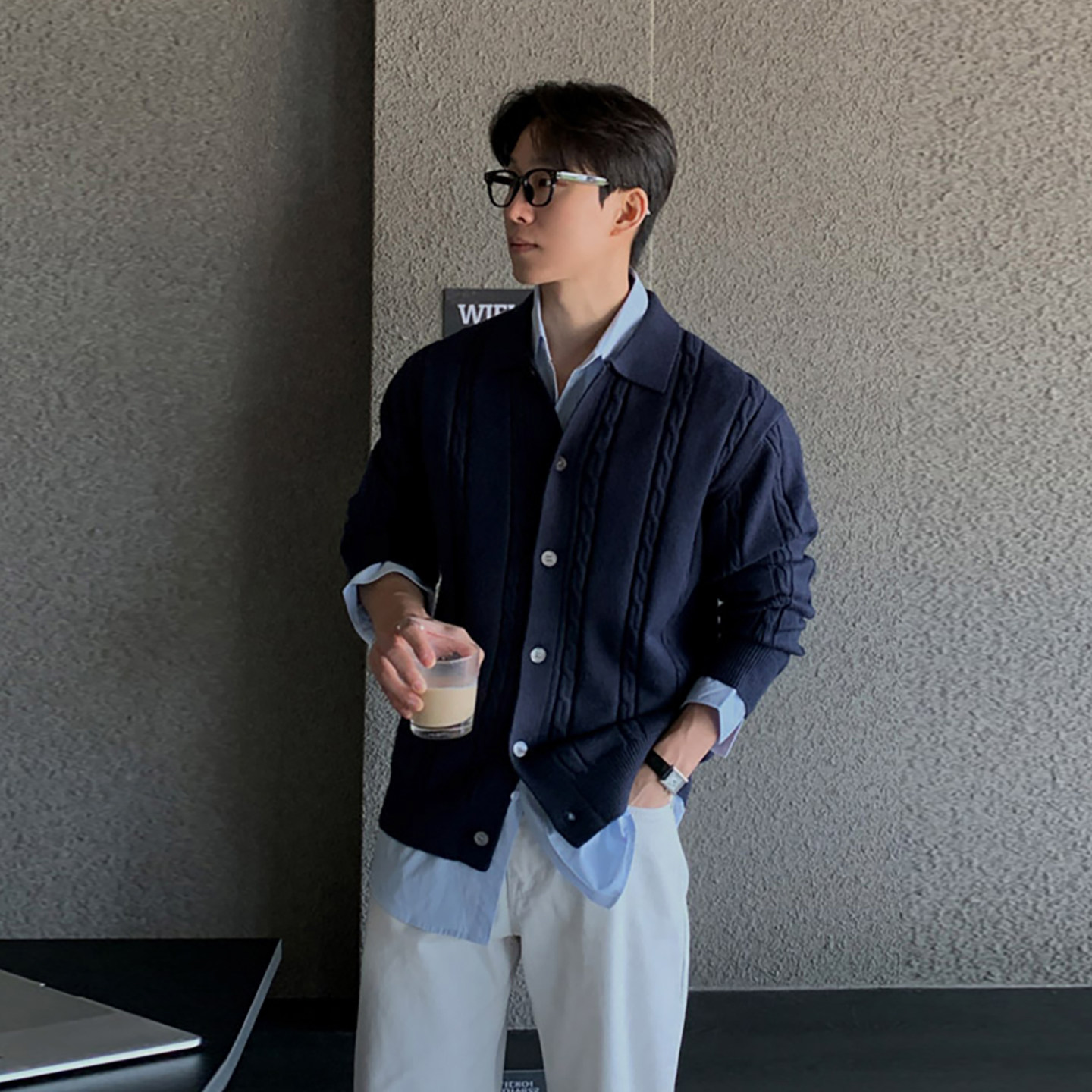 碧舍麻花纹设计感韩版翻领毛衣高级复古简约针织开衫男秋冬季新款