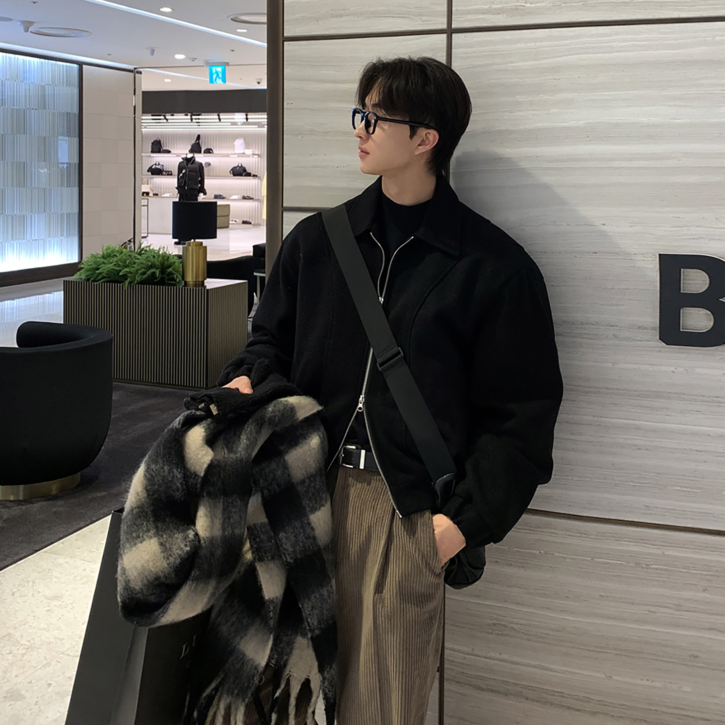 碧舍哈灵顿夹克男士高级感黑色短款毛呢外套宽松羊毛翻领阔版上衣