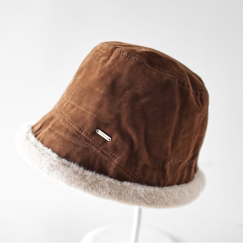前长后短小标麂皮绒加绒毛边盆帽