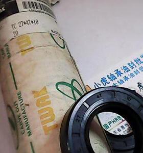 TC 27*47*10 27X47X10 IVAK自紧骨架油封内径27外径47高度10毫米