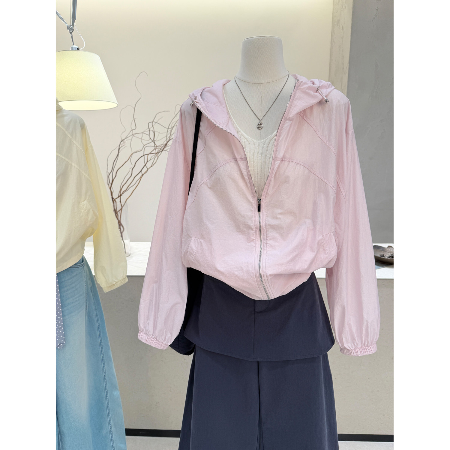 小哲 户外运动连帽拉链外套女夏短款宽松薄款慵懒风休闲防晒上衣