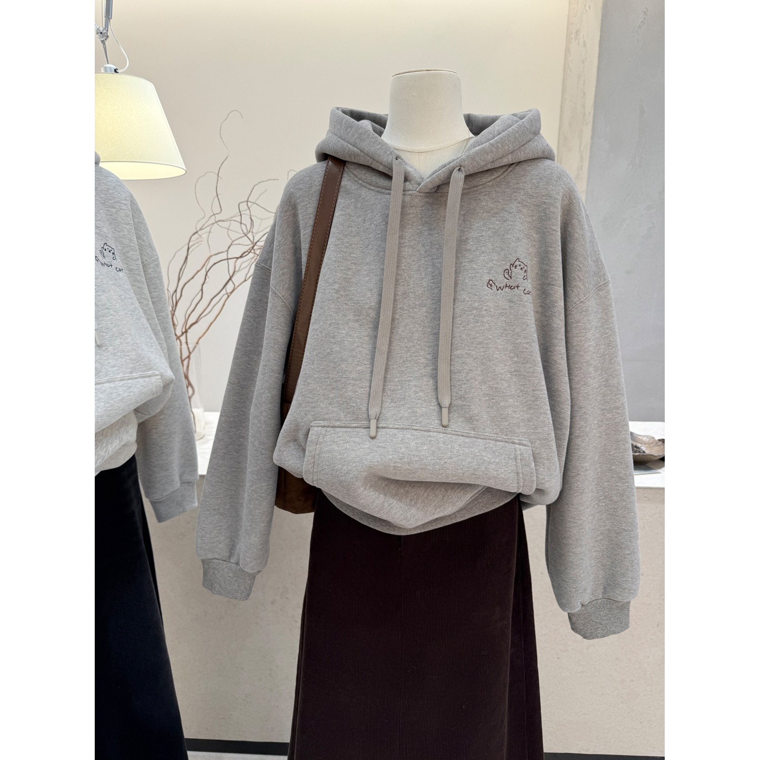 休闲风连帽加绒卫衣女慵懒上衣