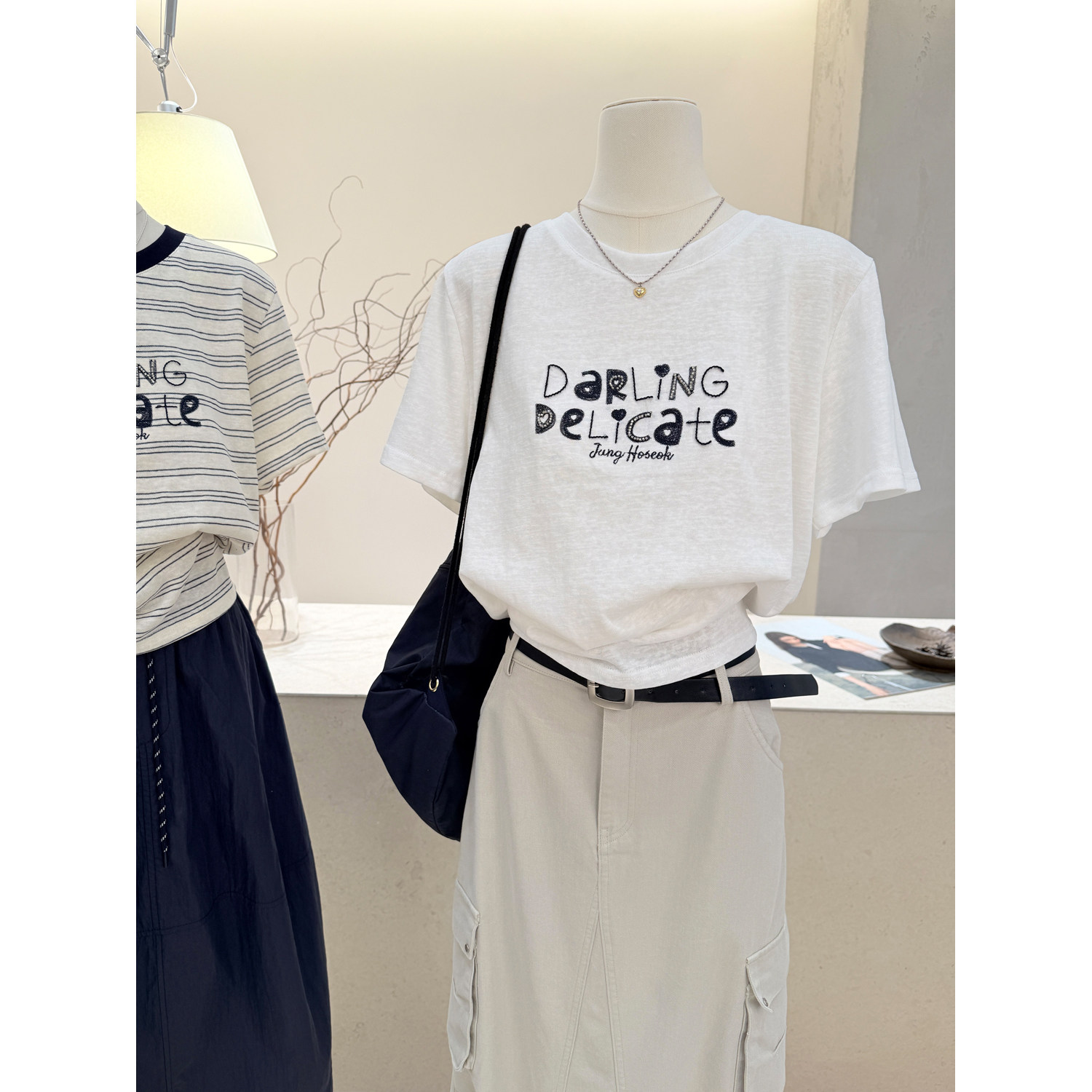 小哲 字母印花短袖T恤女夏季白色休闲风时尚百搭显瘦圆领上衣