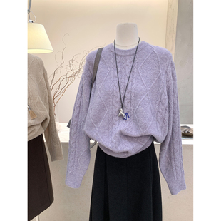 小哲 加厚保暖宽松软糯圆领套头紫色上衣 麻花编织针织毛衣女冬季