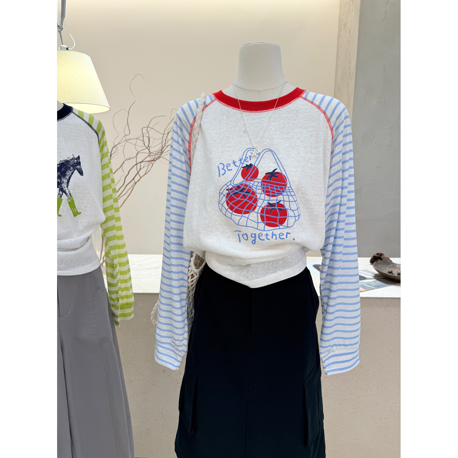 小哲 撞色条纹插肩圆领长袖T恤女宽松慵懒套头防晒罩衫通勤上衣