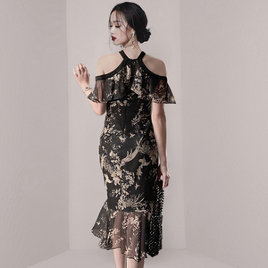 RM21789#夏装新款名媛女装性感露肩挂脖荷叶边印花修身显瘦连衣裙