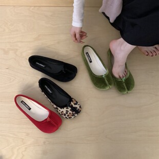 分拇指羊蹄平底春秋豆豆单鞋 子女2026新款 小众猪蹄晚风鞋 分趾法式
