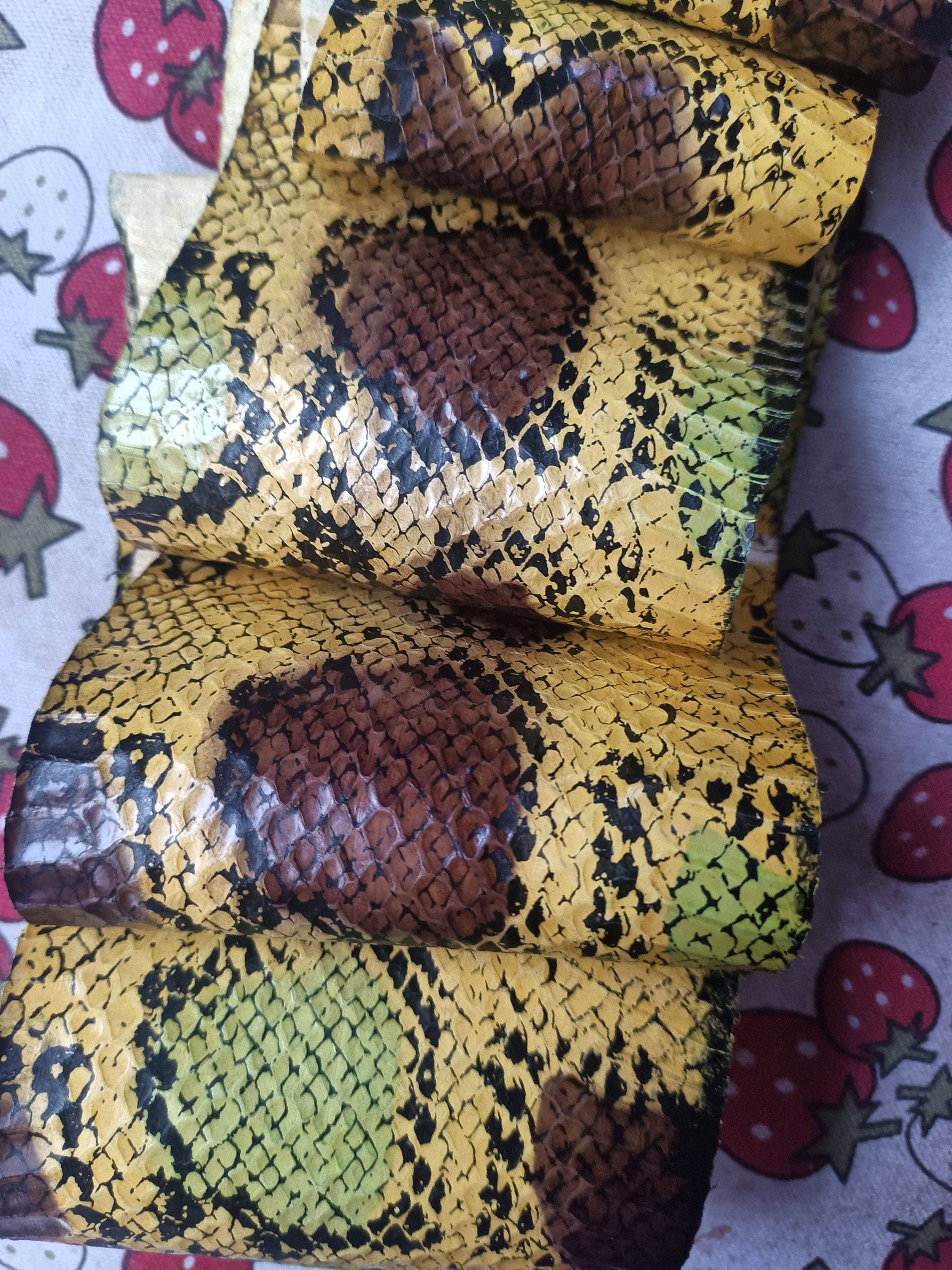 真皮蛇皮油腊超薄手工制作皮具饰品0.2-0.5毫米手鼓闷胡琴乐器