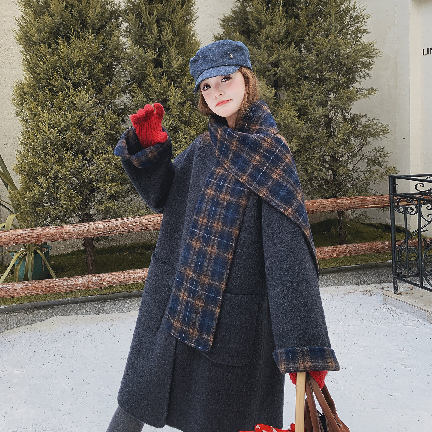 复古韩系格子围巾羊绒双面呢子大衣女秋冬新款小个子加厚毛呢外套，女装毛呢外套，2C077