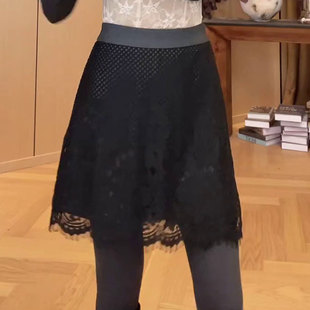 韩系时尚显瘦百搭休闲短裤女2026早春新款洋气假两件蕾丝拼接裤子