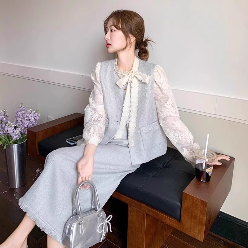 大码女装小香风气质衬衫马甲套装
