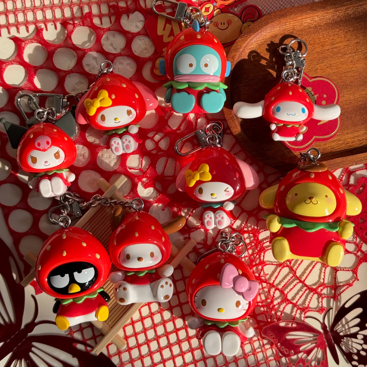 TOPTOY三丽鸥家族草莓糖系列MINI挂件盲盒可爱萌粒背包挂饰礼物