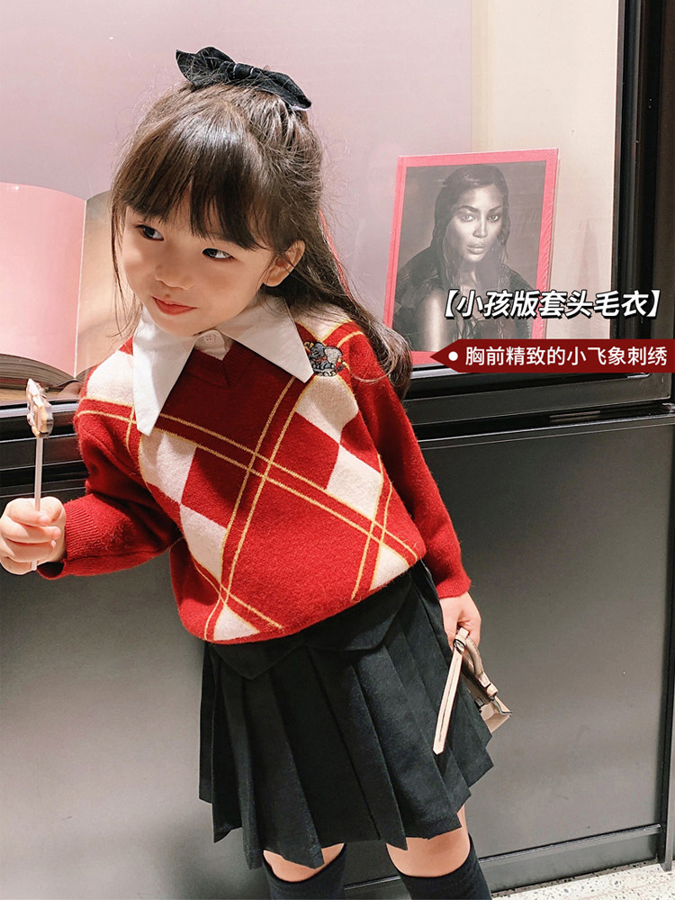 3인 가족을 위한 거리 친화적인 친자복 여아 가을 의류 니트 가디건 2024 새로운 고급 빨간색 모녀 스웨터