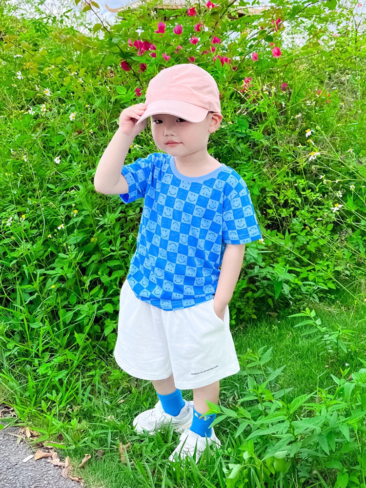 3인 가족을 위한 특별한 친자 반팔 티셔츠 새로운 바둑판 스타일의 패셔너블한 모녀 의류 서양식 모녀 여름