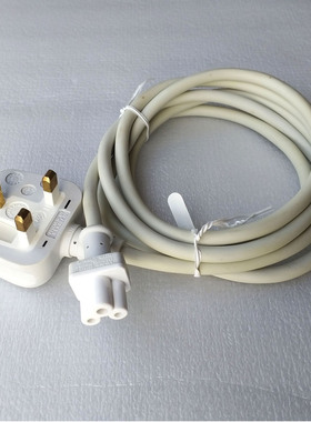 苹果原装UK 品字电源线 香港插,由VOLEX 豪利士代工,质量好！