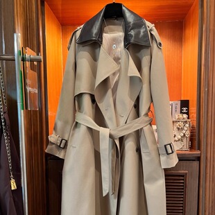 英伦风高级感双排扣中长款过膝风衣外套设计感皮领系带收腰大衣女