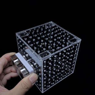 菇盒  皮革繁殖上石皮革 纽扣圣诞树珊瑚繁殖隔离 带翻盖小鱼隔离