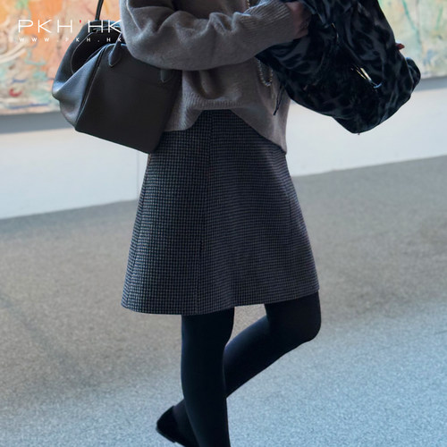 显腿长万能配A字厚羊毛呢短半裙