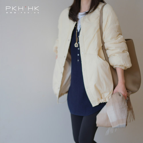 冬季日常轻松白鸭绒面包羽绒服