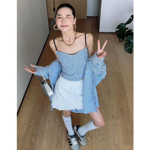 CIZZLEMORE 宽松休闲感蓝白格长袖衬衫+外穿辣妹吊带抹胸背心女