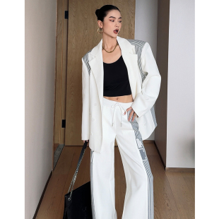 套装 休闲运动裤 复古摩登拼接针织条纹分割休闲西服 CIZZLEMORE