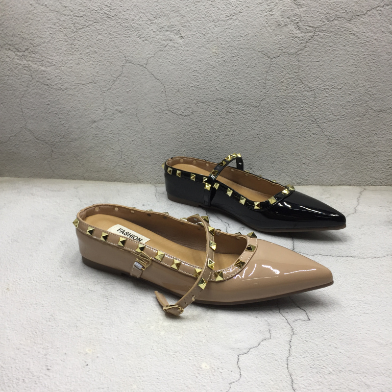 品牌撤柜2025春季新款断码处理女鞋内增高一字扣铆钉尖头百搭拖鞋