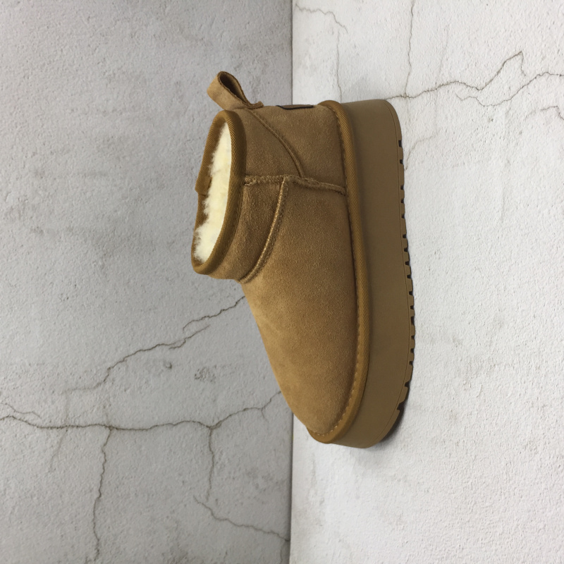 品牌撤柜2025秋季新款断码处理时尚女鞋短筒羊毛口保暖厚底雪地靴