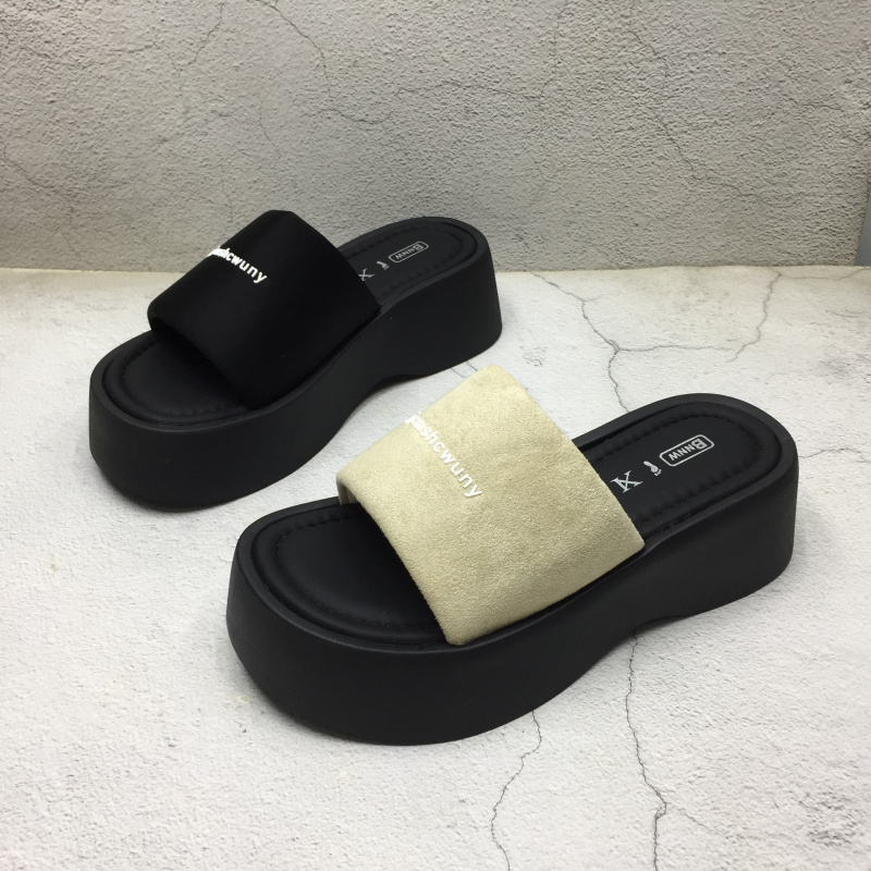 品牌撤柜2025春季新款断码处理女鞋简约外穿松糕底防滑舒适一字拖