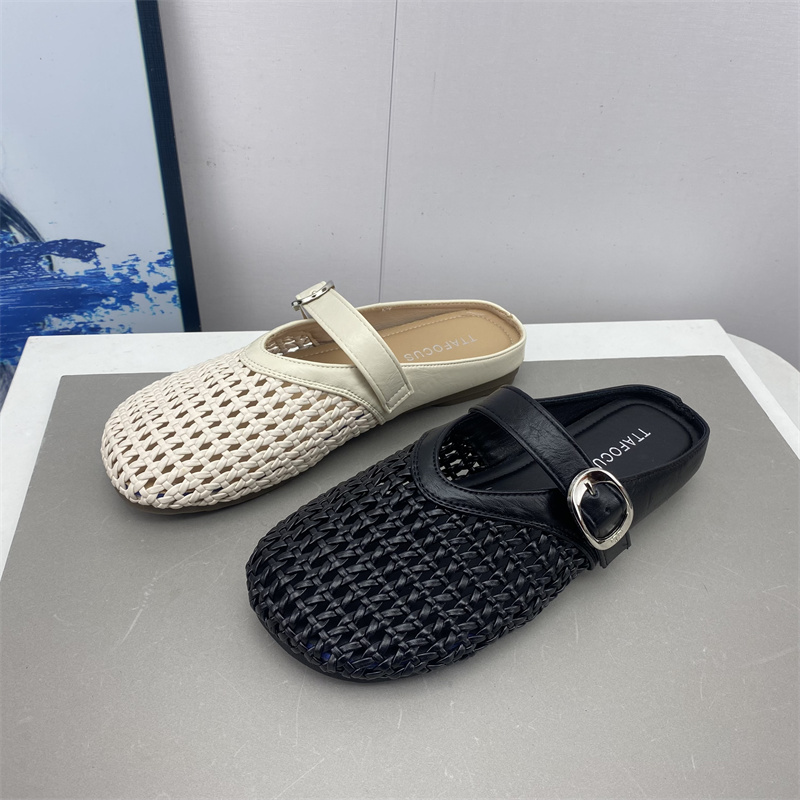 品牌撤柜2025春季新款断码处理女鞋舒适平底透气镂空休闲包头拖鞋