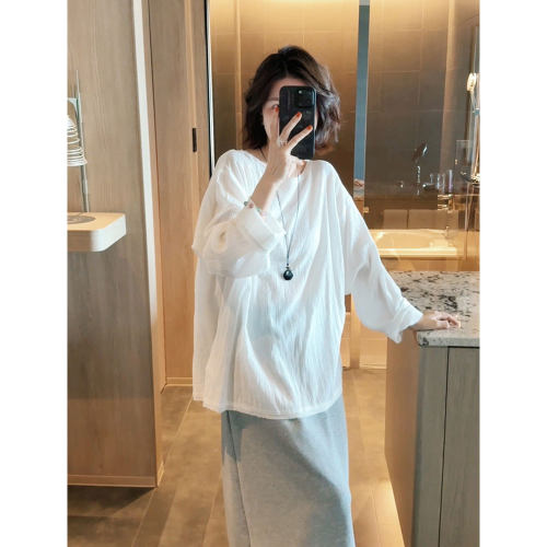 轻凉宽松泡泡皱设计毛边防晒t恤