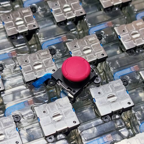 红色NS手柄摇杆任天堂