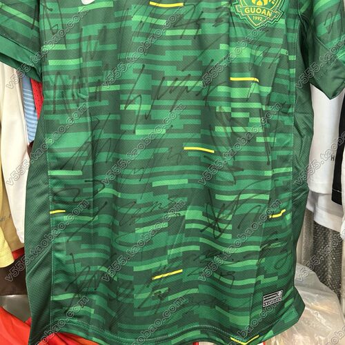 中超北京国安全队亲笔签名球衣张稀哲足球服林良铭李可韩佳奇方昊