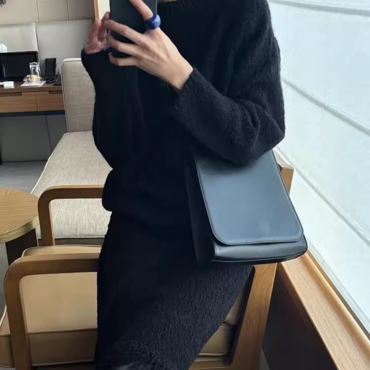 D14510510 韩版25秋气质颗粒感圆领针织衫+流苏颗粒感针织半身裙