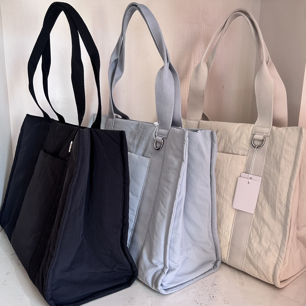 实用轻量托特 男士女士休闲运动百搭10L挎包手提包单肩包瑜伽包