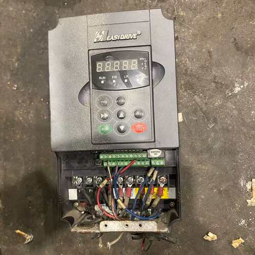 议价易驱变频器M280-4T0055，5.5KW，380V，正常